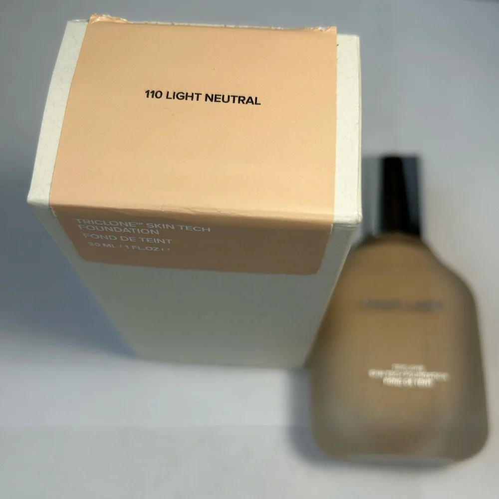 NWT🌷#110 - Haus Labs Triclone Skin Tech Medium Coverage Foundation